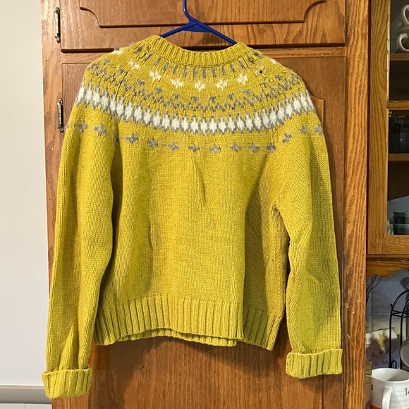 Yellow Patterned Sweater - Picture 4 of 5
